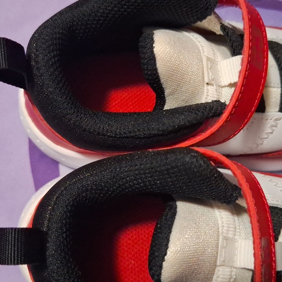 Jordan's - Picture 6 of 6